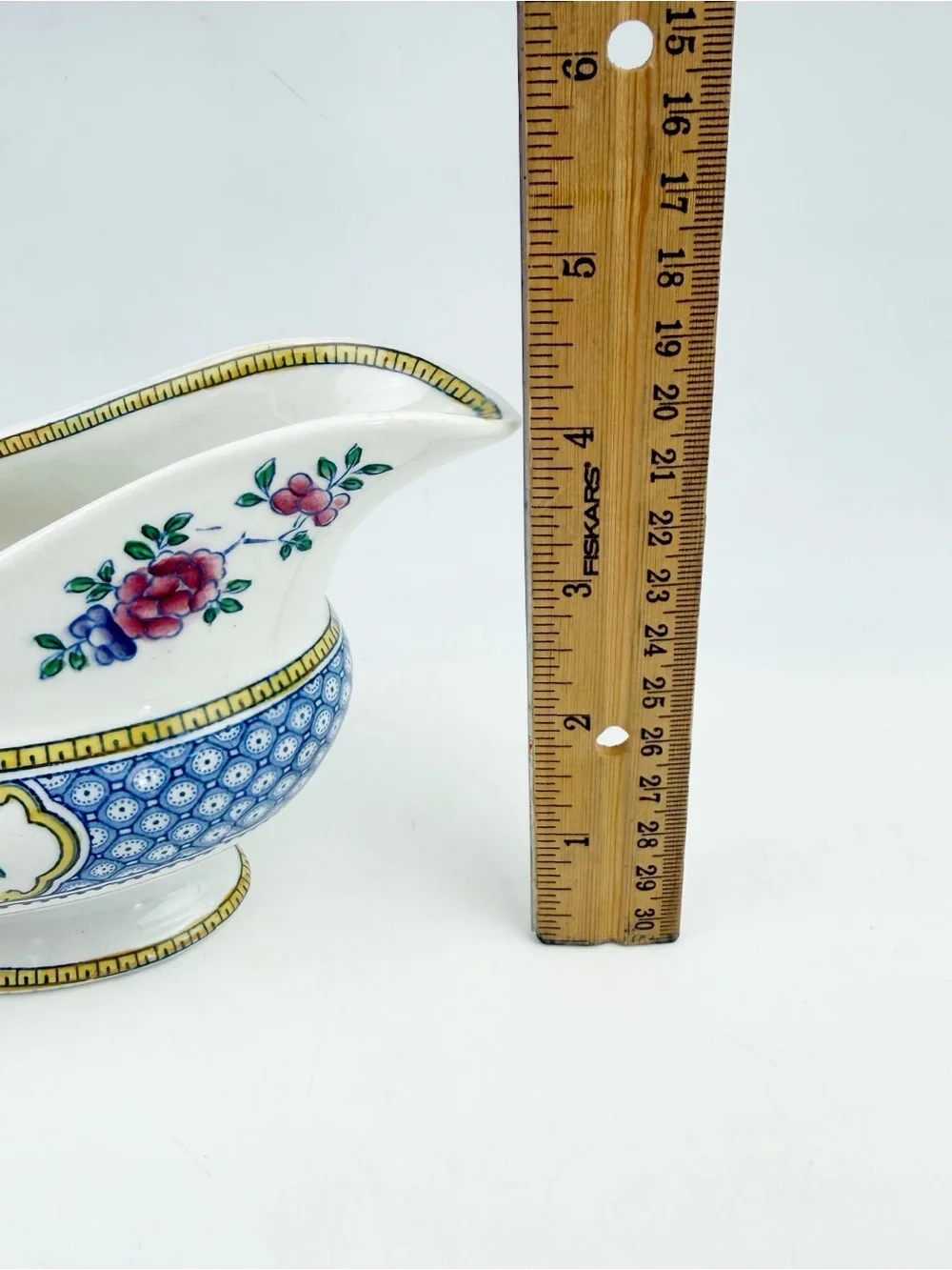 Vintage Booths Silicon China Chester Pattern Gravy Boat England Rd 660099